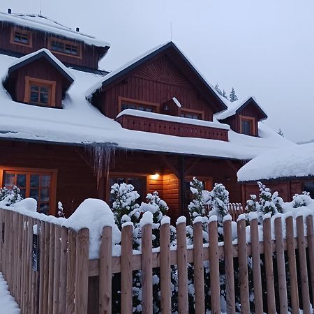 Apartman Jezerne Velké Karlovice Zewnętrze zdjęcie